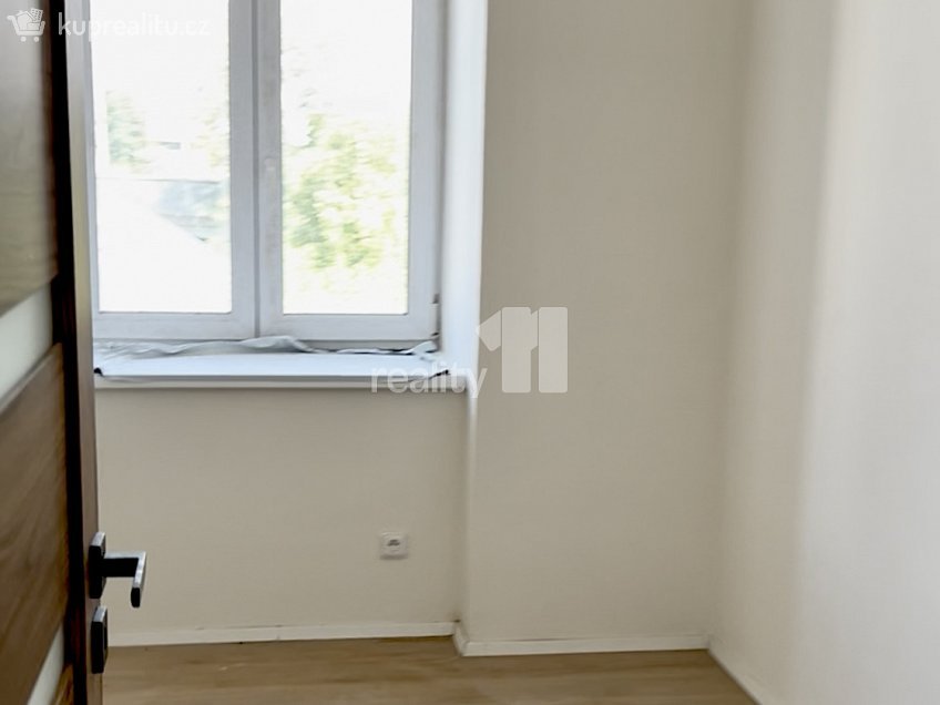 Pronájem bytu 2+kk 41 m^2 Krále Jiřího, Český Brod 