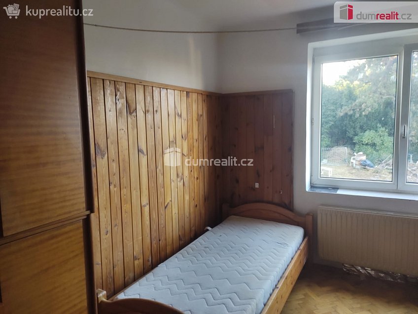 Pronájem bytu 1+kk 22 m^2 Na Podkovce, Praha 4 