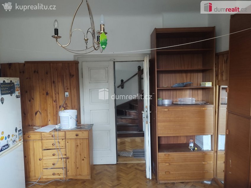 Pronájem bytu 1+kk 22 m^2 Na Podkovce, Praha 4 