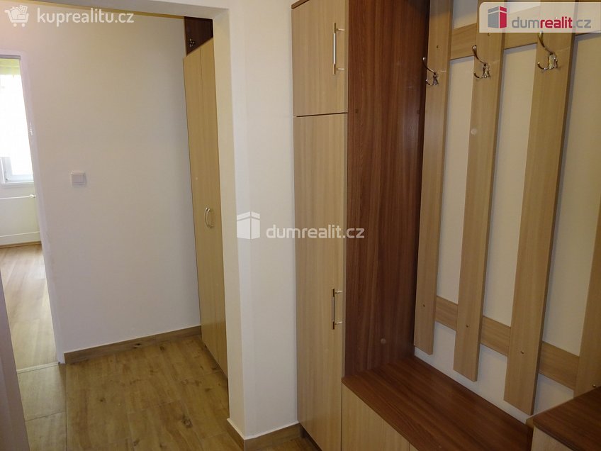 Pronájem bytu 2+kk 45 m^2 Ciolkovského, Praha 6 