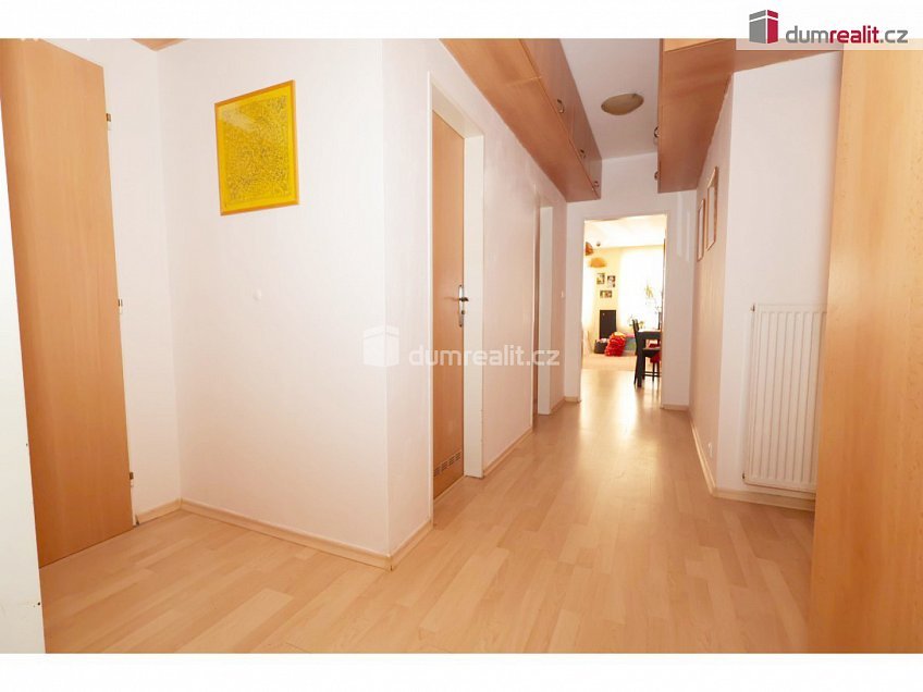 Prodej bytu 3+kk 82 m^2 Pelzova, Praha-Zbraslav 