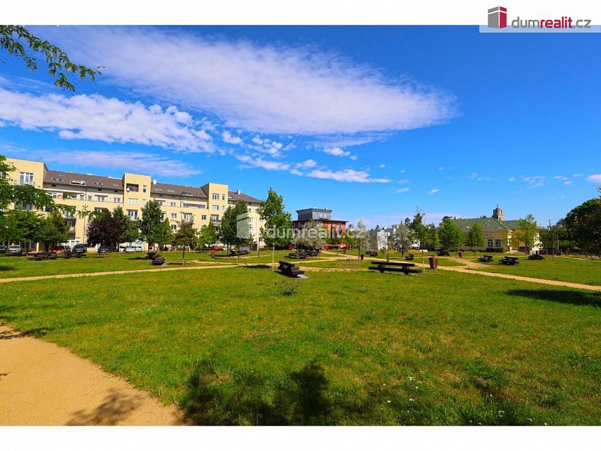 Prodej bytu 3+kk 82 m^2 Pelzova, Praha-Zbraslav 