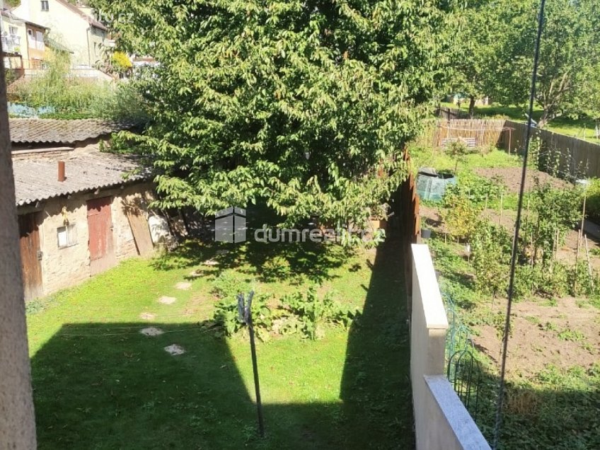 Pronájem bytu 1+1 30 m^2 Teplická, Bystřany 