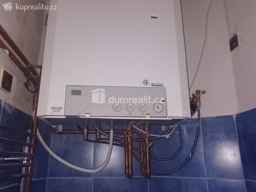 Pronájem  kanceláře 71 m^2 Čs. legií, Děčín 