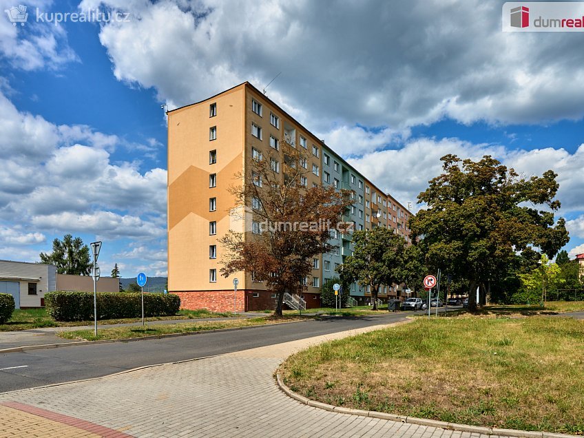 Prodej bytu 3+1 61 m^2 Kollárova, Ostrov 