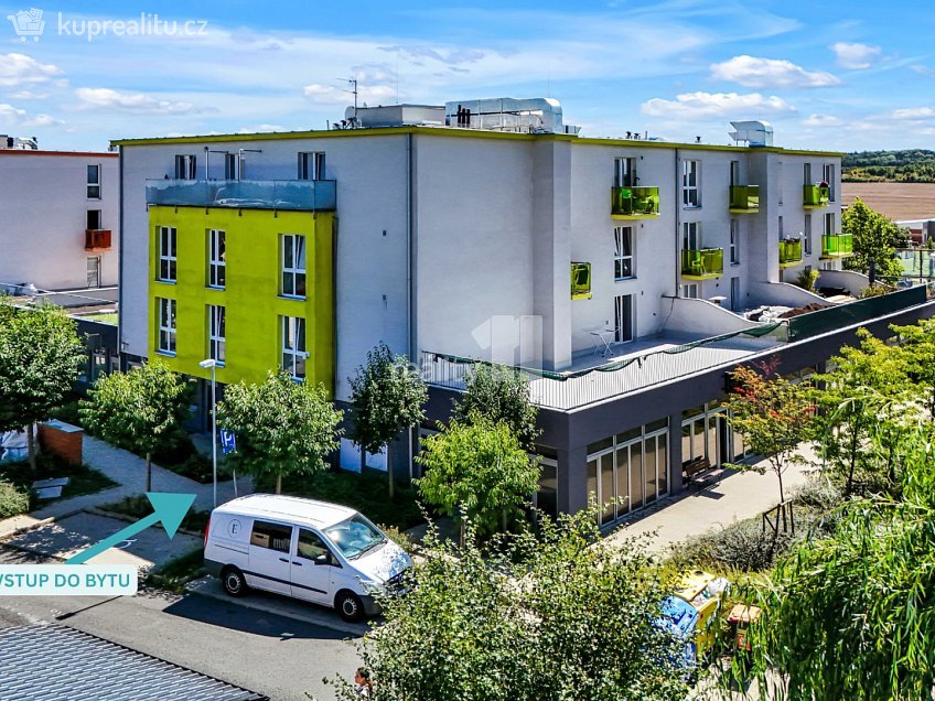 Prodej bytu 3+kk 74 m^2 Cedrová, Jesenice 