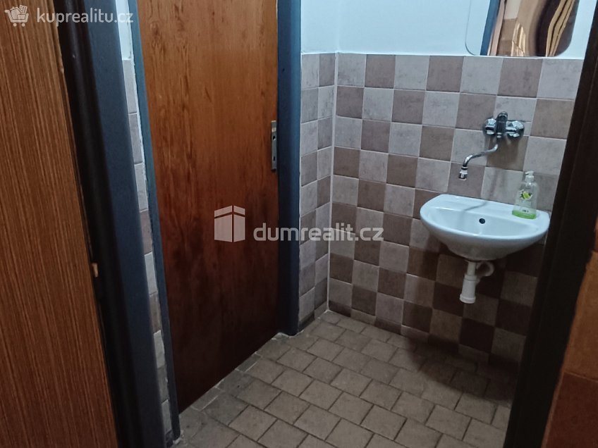 Pronájem  restauračního zařízení 260 m^2 Vilsnická, Děčín 