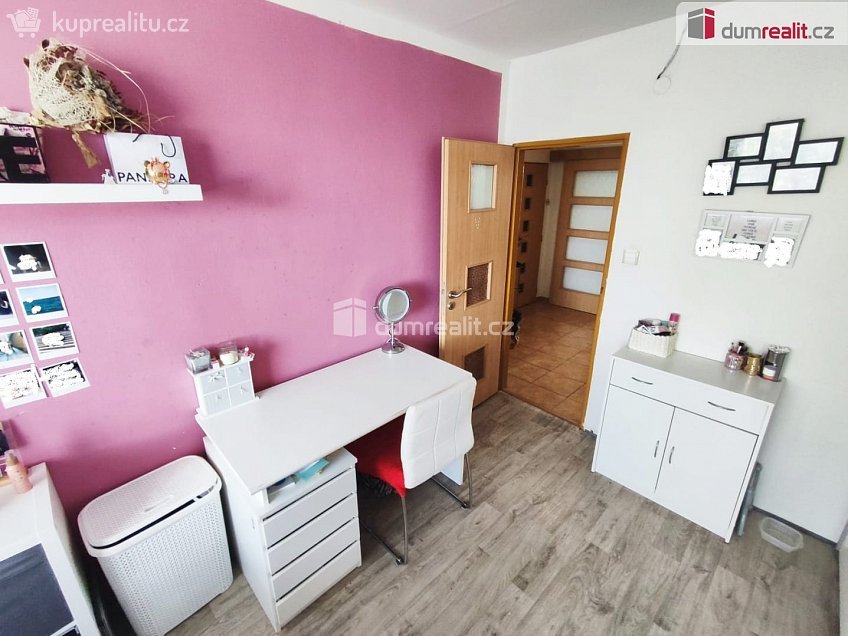 Prodej bytu 3+1 76 m^2 Na Vysoké mezi, Lysá nad Labem 