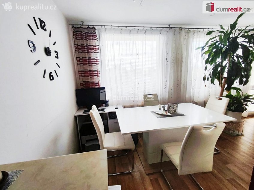 Prodej bytu 3+1 76 m^2 Na Vysoké mezi, Lysá nad Labem 