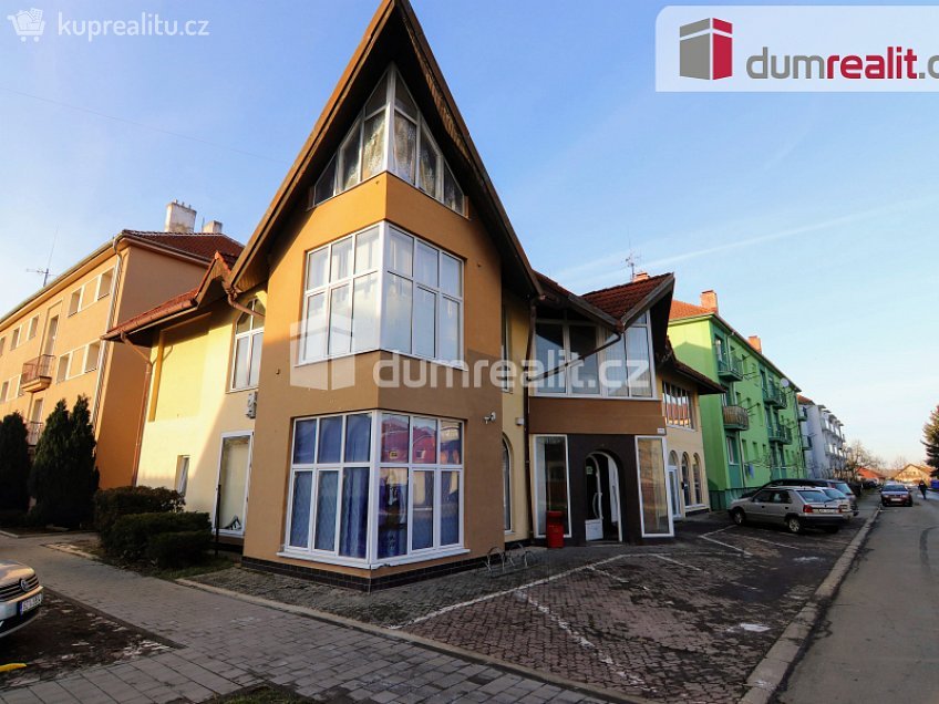 Pronájem bytu 3+kk 49 m^2 Smetanova, Strážnice 