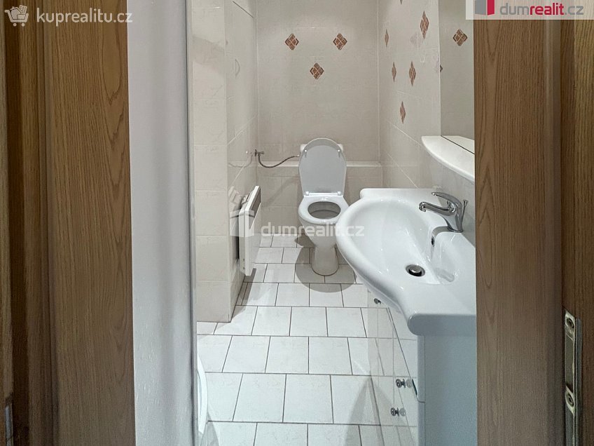 Pronájem bytu 2+1 42 m^2 Záhuní, Frenštát pod Radhoštěm 