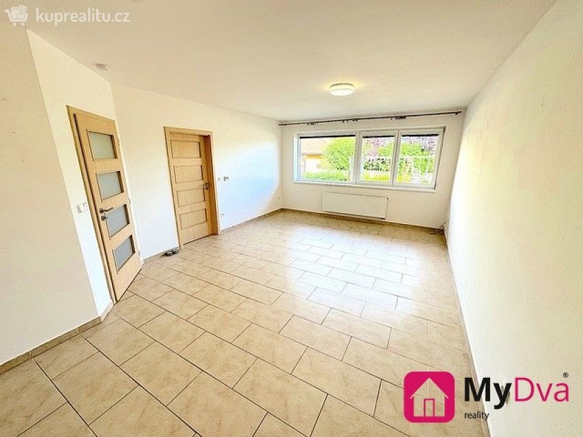 Pronájem bytu 2+kk 57 m^2 Staré vinice, Znojmo 
