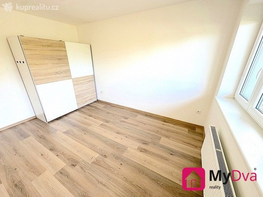 Pronájem bytu 2+kk 57 m^2 Staré vinice, Znojmo 