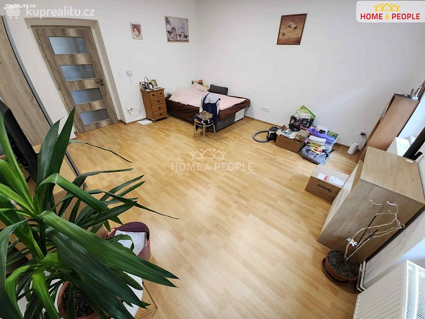 Prodej bytu 2+kk 60 m^2 Svěchyňova, Chrudim 