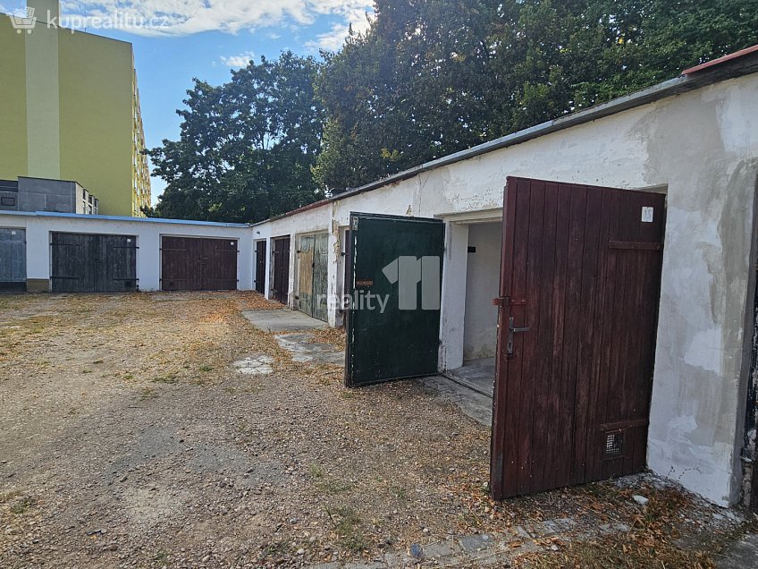 Prodej  garáže 19 m^2 Kunštátská, Poděbrady 