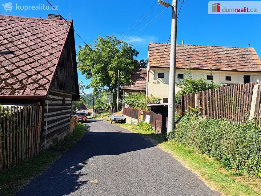 Prodej  chalupy 671 m^2 Třebušín, Třebušín 