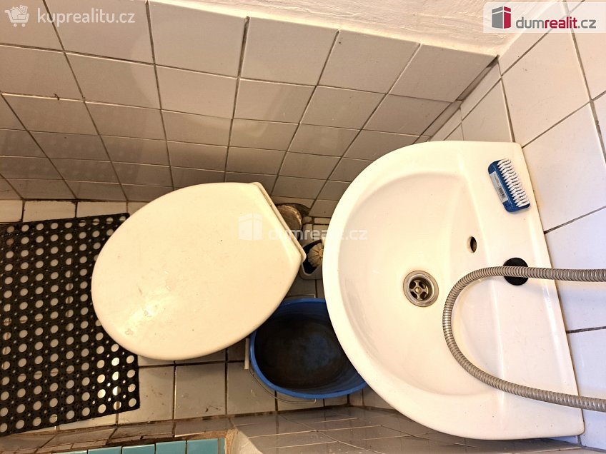 Prodej  chalupy 671 m^2 Třebušín, Třebušín 