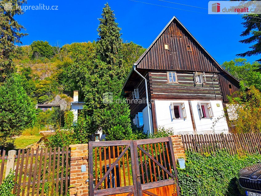 Prodej  chalupy 671 m^2 Třebušín, Třebušín 