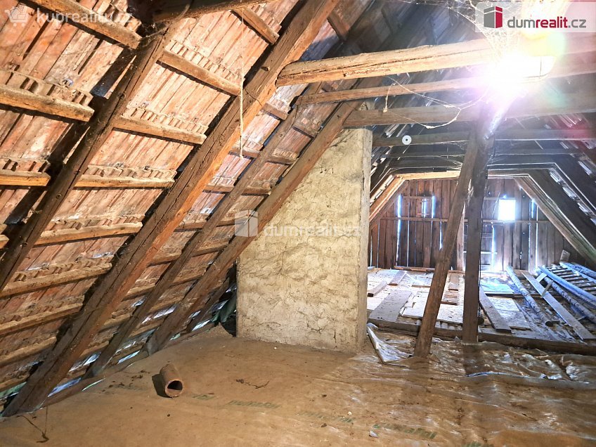 Prodej  chalupy 671 m^2 Třebušín, Třebušín 