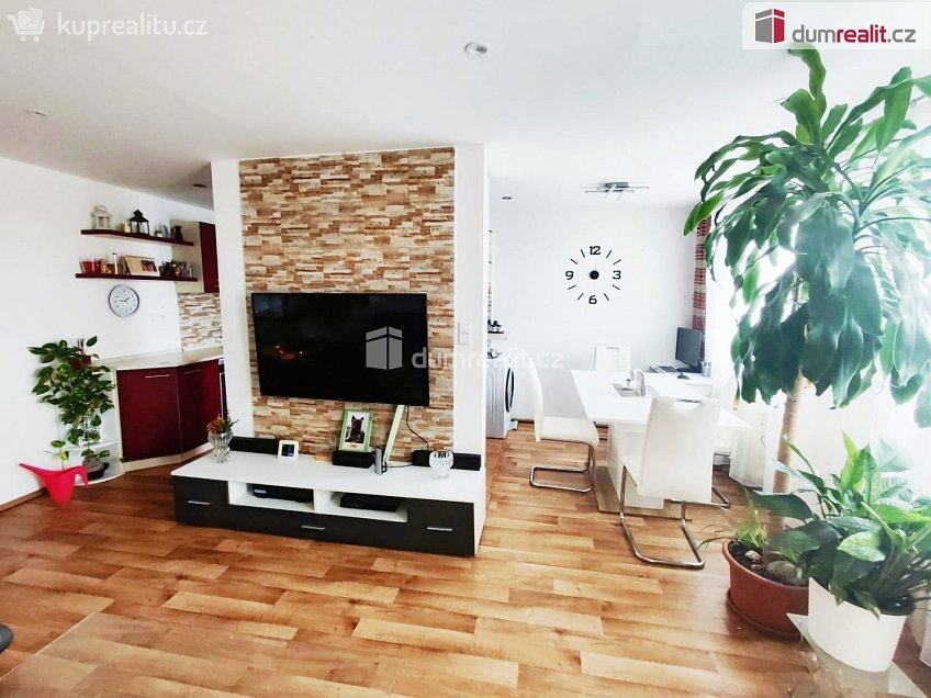 Prodej bytu 3+1 76 m^2 Na Vysoké mezi, Lysá nad Labem 