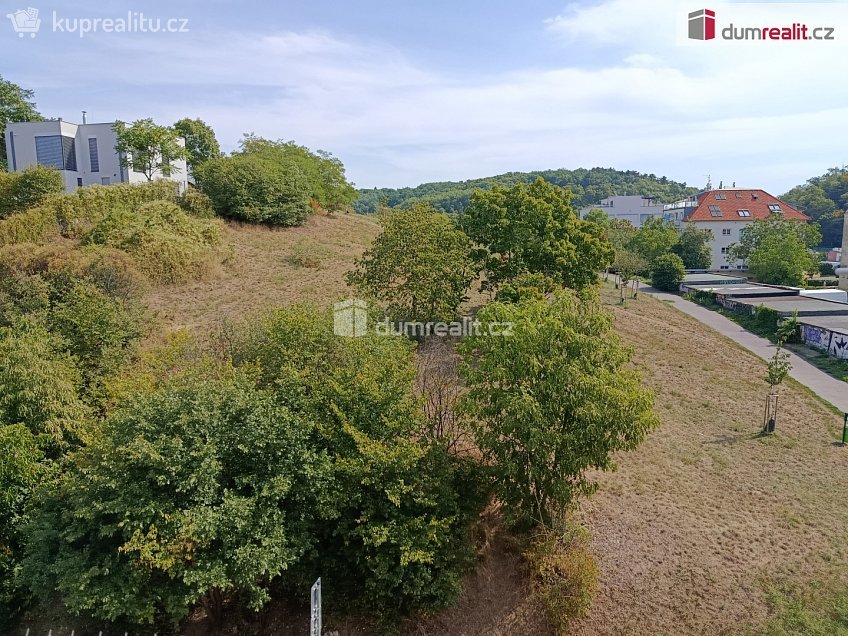 Pronájem bytu 1+1 28 m^2 Týmlova, Praha 4 
