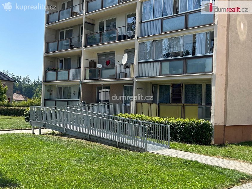 Prodej bytu 2+kk 39 m^2 Poštovní, Zruč nad Sázavou 