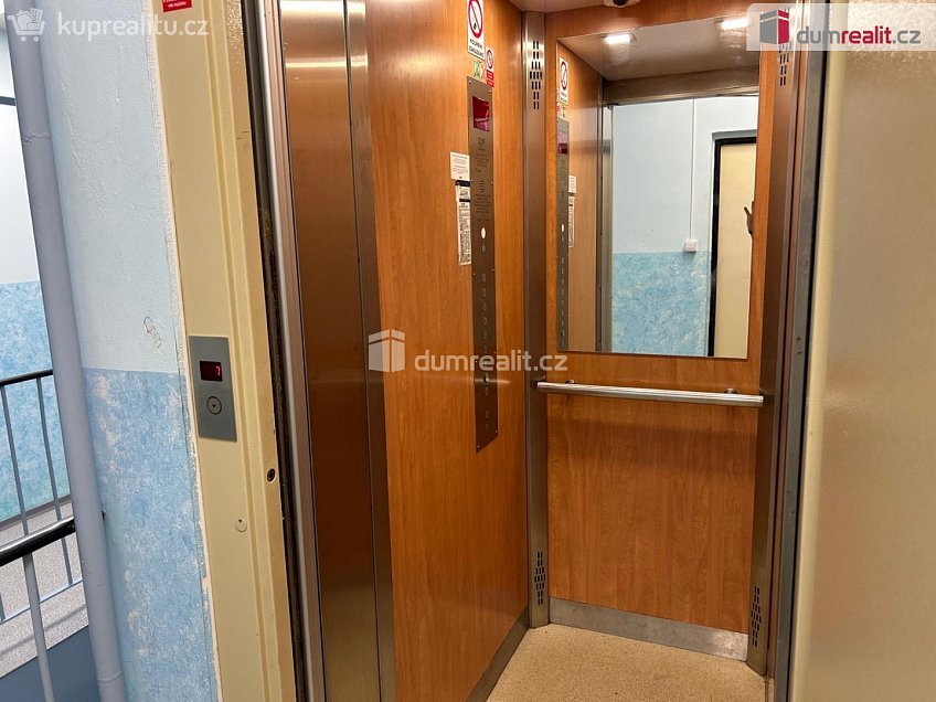 Prodej bytu 2+kk 39 m^2 Poštovní, Zruč nad Sázavou 
