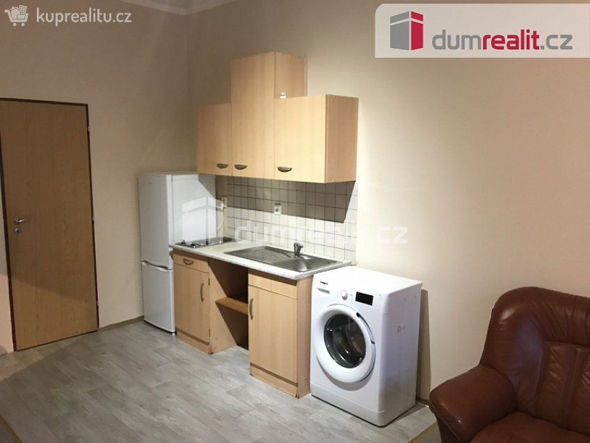 Pronájem bytu 2+kk 40 m^2 Úzká, Mariánské Lázně 