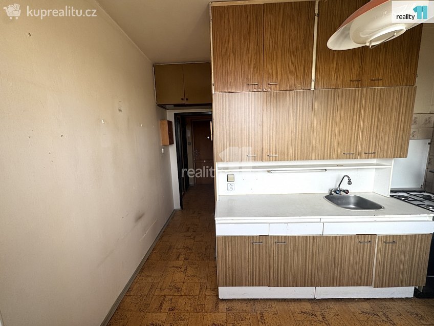 Prodej bytu 2+1 55 m^2 Zvonková, Praha 10 
