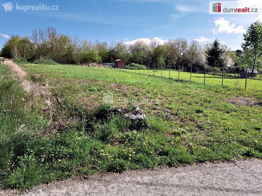 Prodej  stavebního pozemku 1247 m^2 Drahkov, Drahkov 