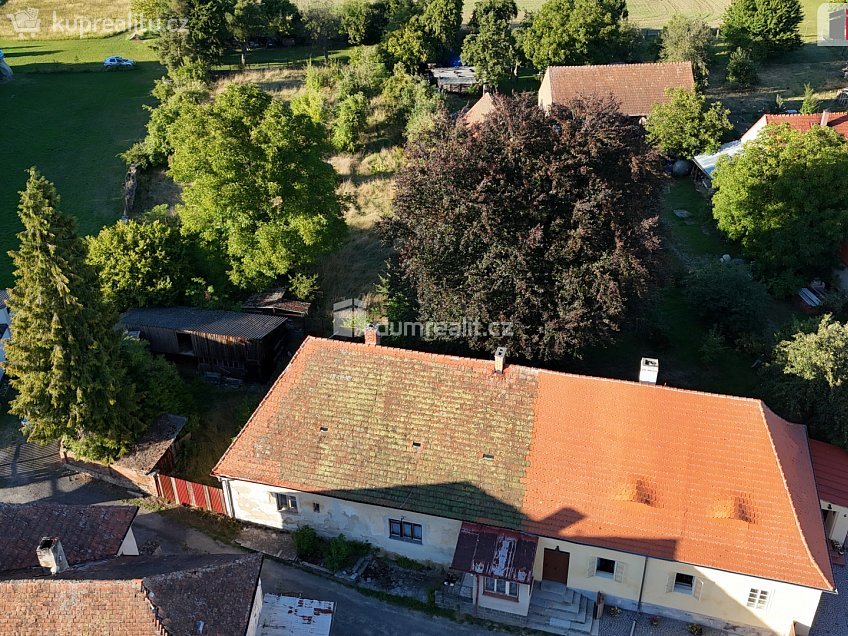 Prodej  rodinného domu 195 m^2 Drahenice, Drahenice 