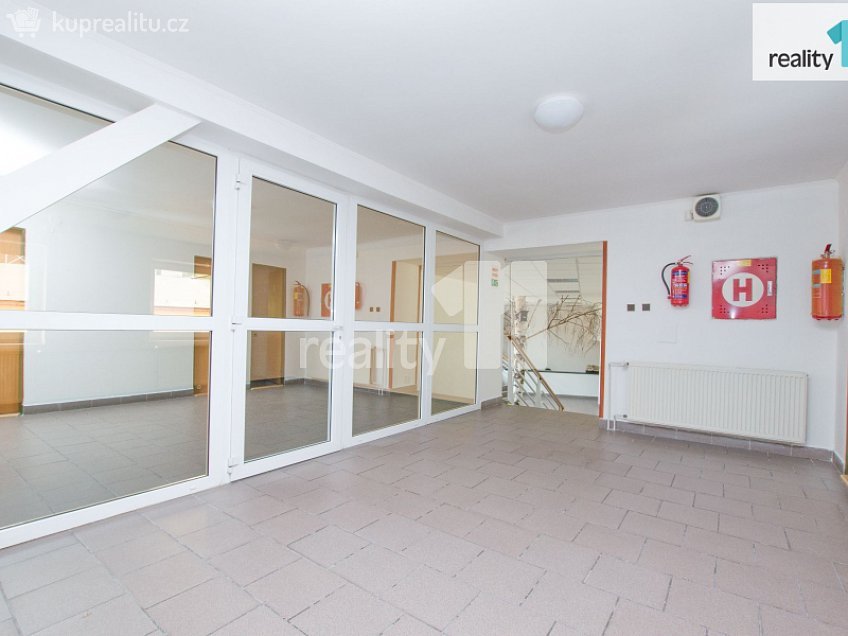 Pronájem  kanceláře 20 m^2 Jeronýmova, Liberec 