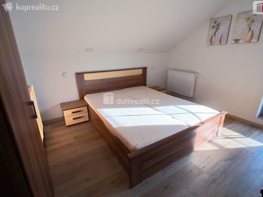 Prodej  rodinného domu 300 m^2 Bystřice, Bystřice 
