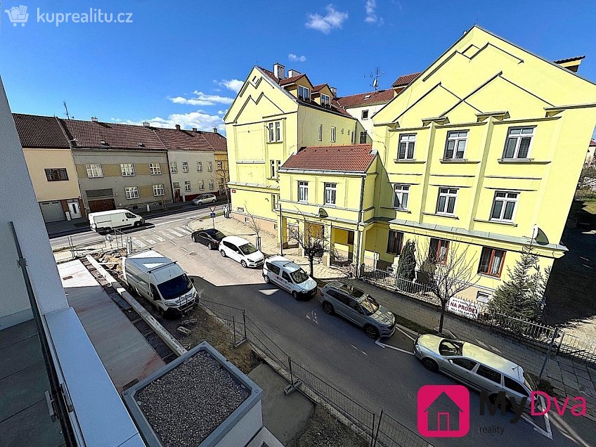 Pronájem bytu 1+kk 34 m^2 Jarošova, Znojmo 
