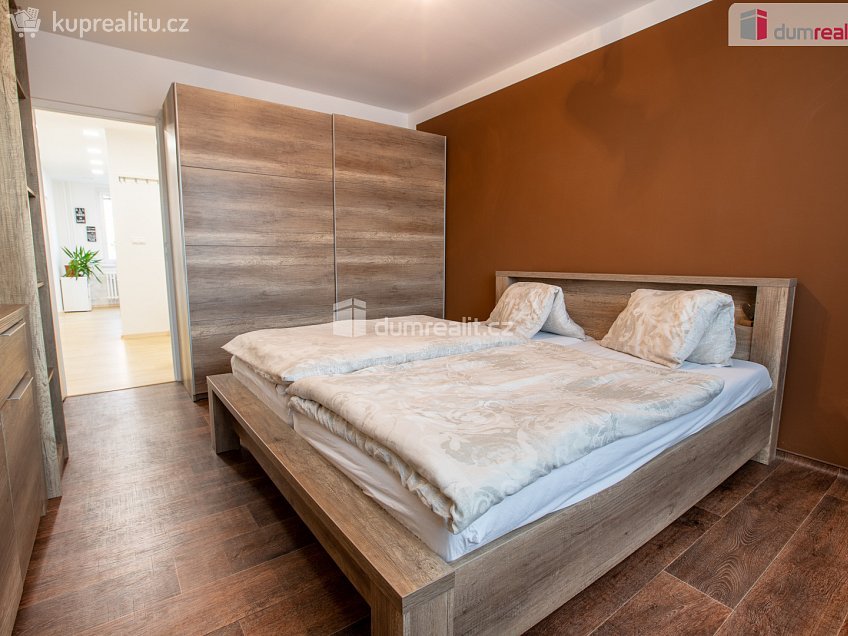 Pronájem bytu 2+1 63 m^2 Křivoklátská, Nové Strašecí 