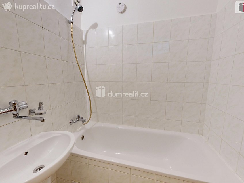 Pronájem bytu 2+1 75 m^2 Dolní náměstí, Opava 