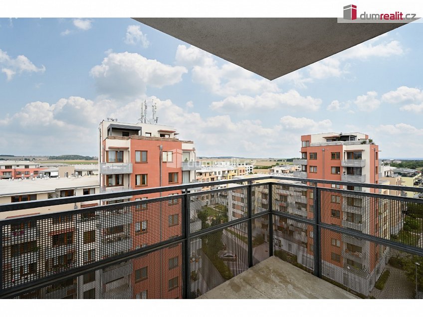 Prodej bytu 4+kk 120 m^2 Bermanova, Praha-Čakovice 
