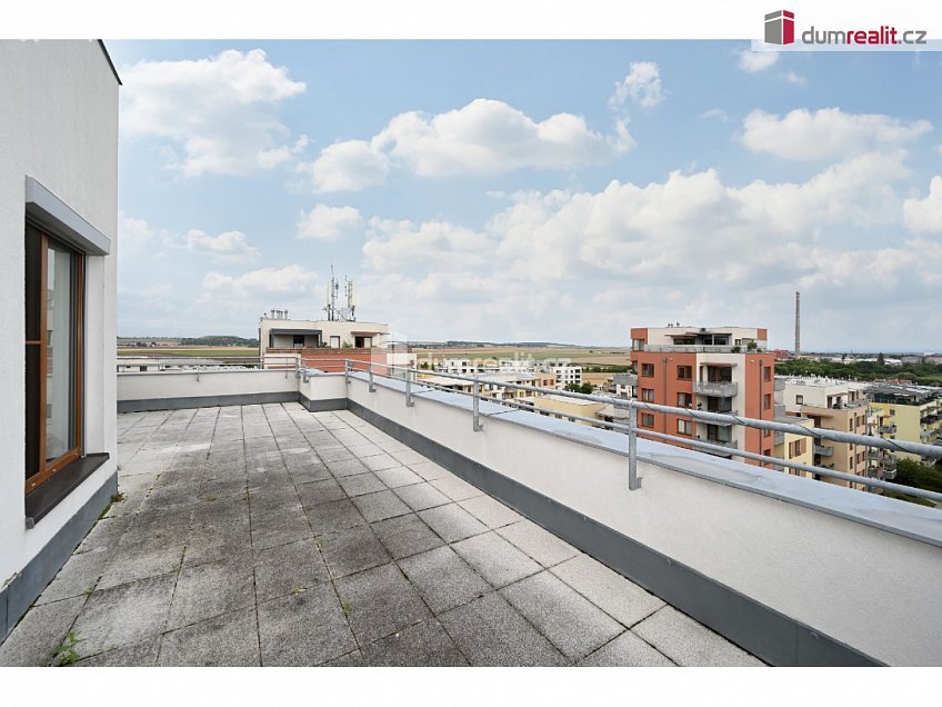 Prodej bytu 4+kk 120 m^2 Bermanova, Praha-Čakovice 