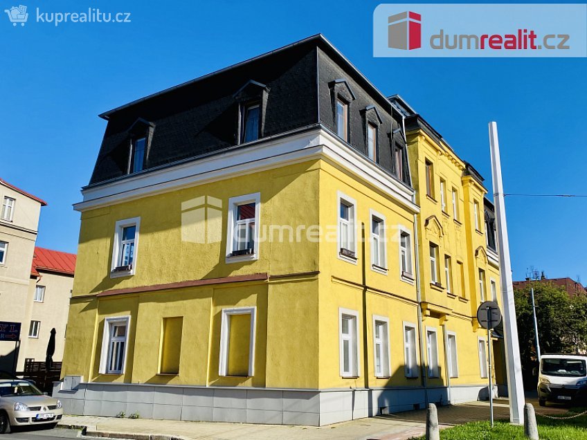 Pronájem bytu 2+kk 68 m^2 Husova, Mariánské Lázně 