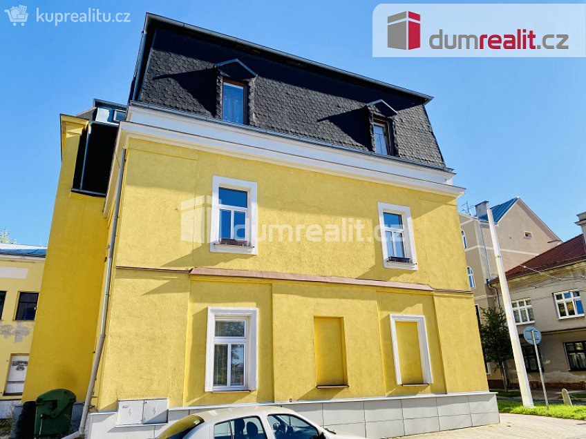 Prodej bytu 2+kk 68 m^2 Husova, Mariánské Lázně 