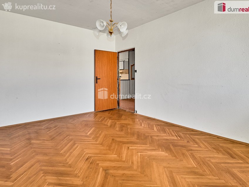Prodej bytu 3+1 84 m^2 Vintířov, Vintířov 