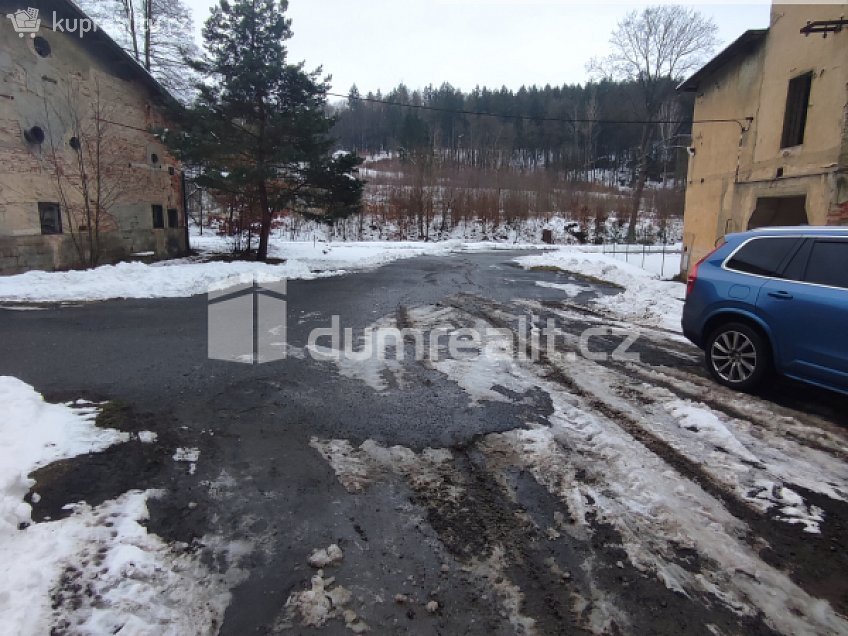 Pronájem  výrobních prostor 200 m^2 Janská, Janská 