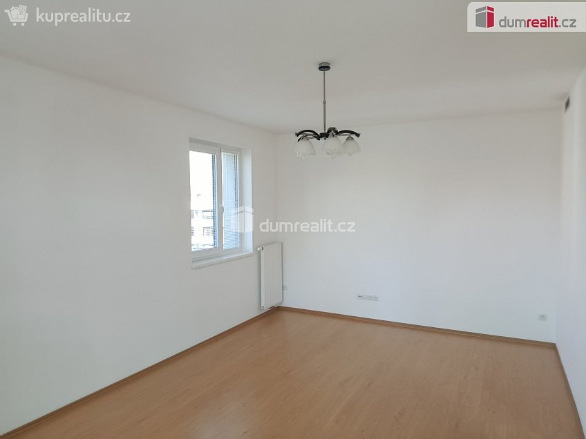 Pronájem bytu 3+kk 65 m^2 Nepomuckých, Praha 18 