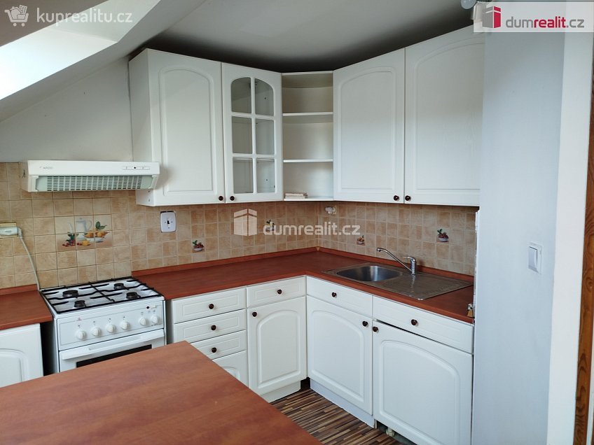 Prodej bytu 3+kk 88 m^2 Boženy Němcové, Klášterec nad Ohří 