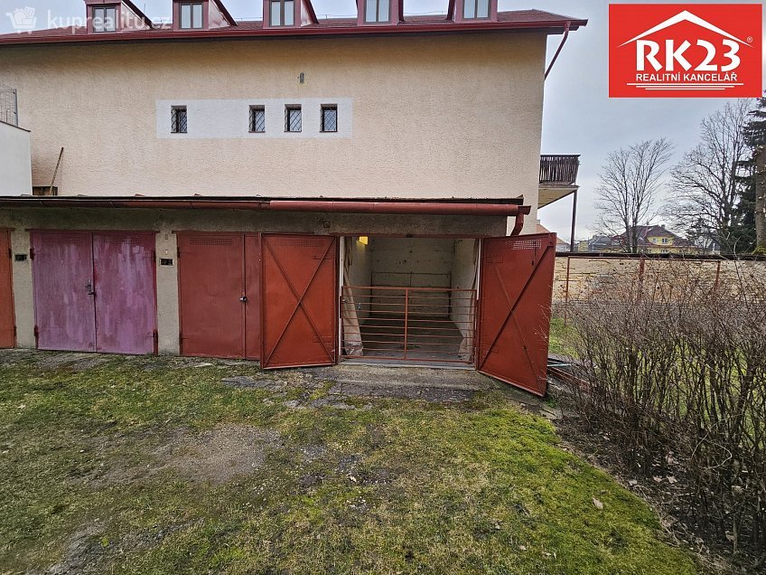 Pronájem  garáže 15 m^2 Komenského, Mariánské Lázně 