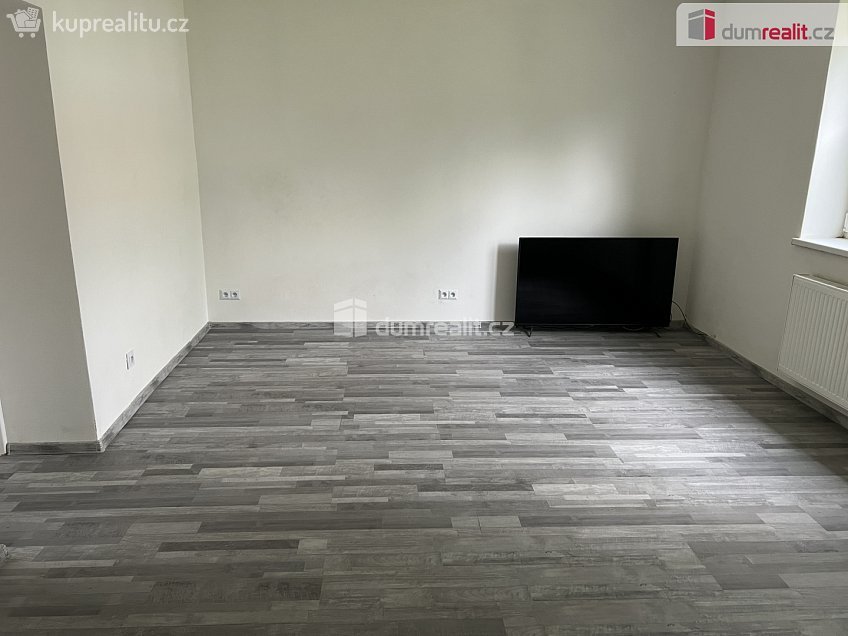 Prodej bytu 2+1 55 m^2 Malá strana, Suchdol nad Odrou 