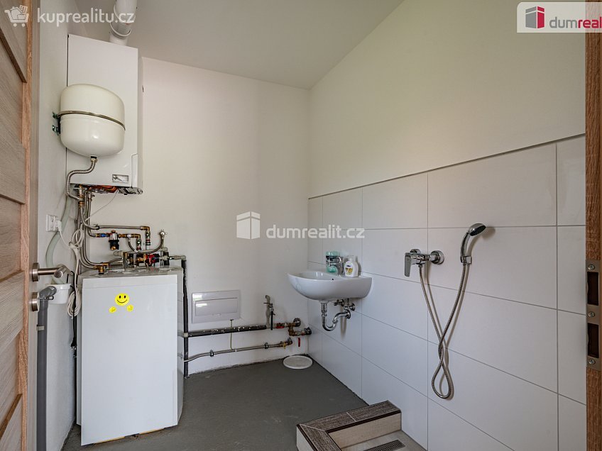 Prodej  rodinného domu 170 m^2 Dr. Přemysla Jeřábka, Karlovy Vary 