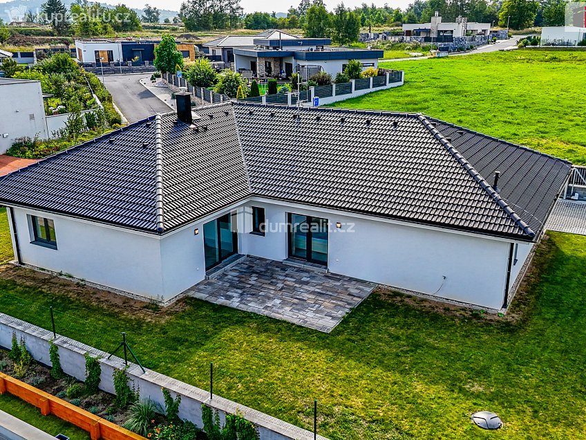 Prodej  rodinného domu 170 m^2 Dr. Přemysla Jeřábka, Karlovy Vary 