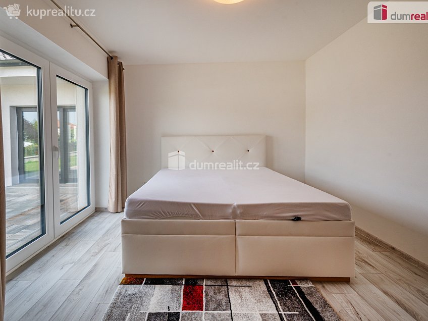 Prodej  rodinného domu 170 m^2 Dr. Přemysla Jeřábka, Karlovy Vary 