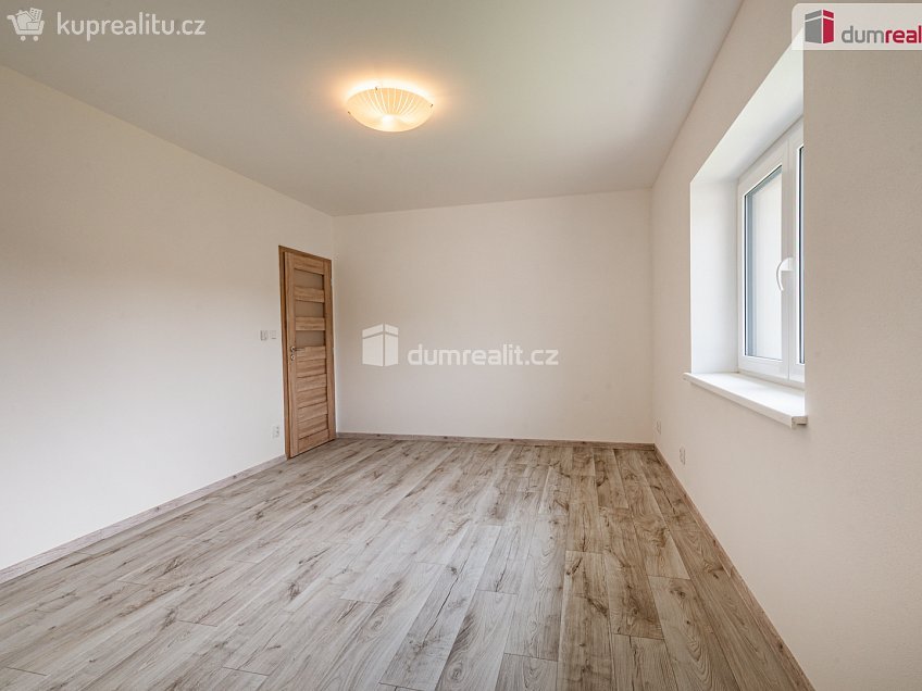 Prodej  rodinného domu 170 m^2 Dr. Přemysla Jeřábka, Karlovy Vary 